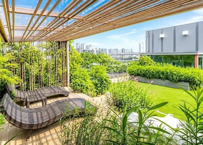 Rca Hub Pool And Massage In Thonglor