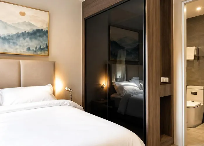 Rca Hub Pool And Massage In Thonglor 3* 曼谷